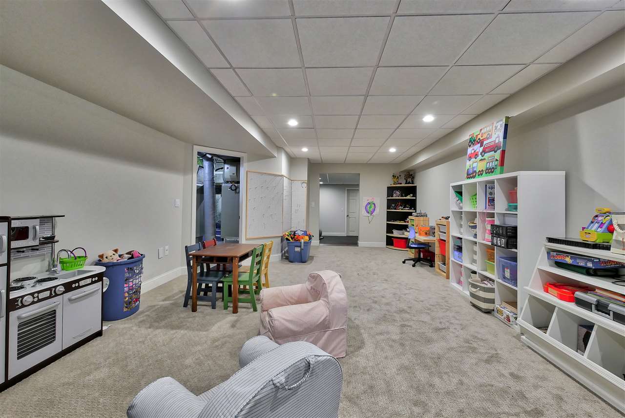 13 A Faith Road, Unit A Windham, NH 03087 - Photo 34 of 35