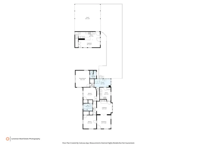 a picture of a very nice looking building