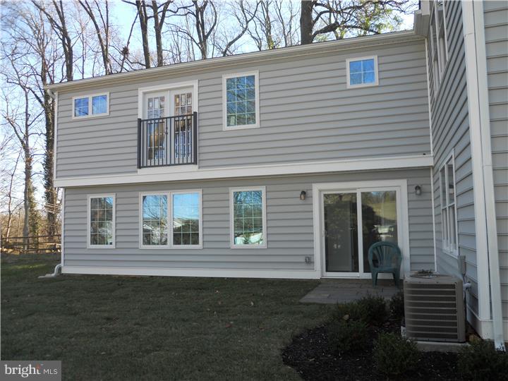 11 Devonwood Road Wayne, PA 19087 - Photo 2 of 21 Exterior Back