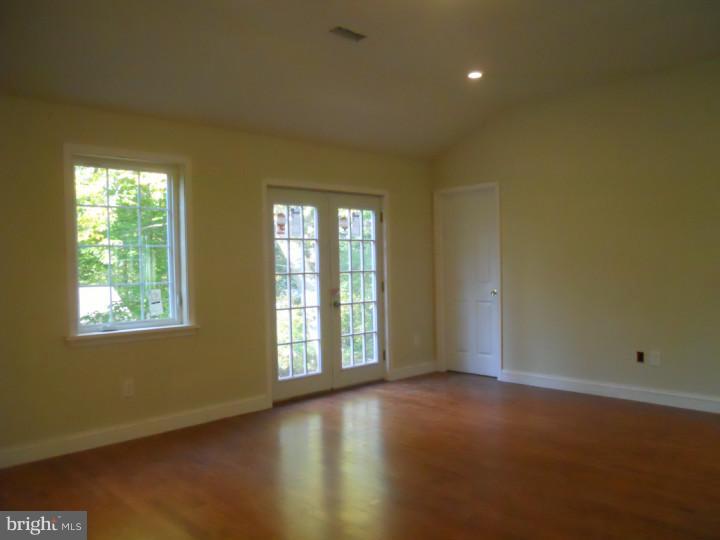 11 Devonwood Road Wayne, PA 19087 - Photo 14 of 21 Bedroom - Main