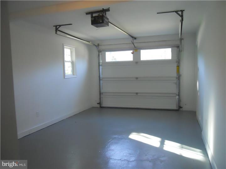 11 Devonwood Road Wayne, PA 19087 - Photo 21 of 21 Garage