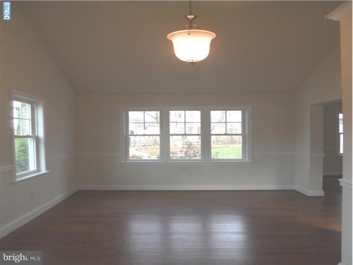 11 Devonwood Road Wayne, PA 19087 - Photo 5 of 21 Foyer