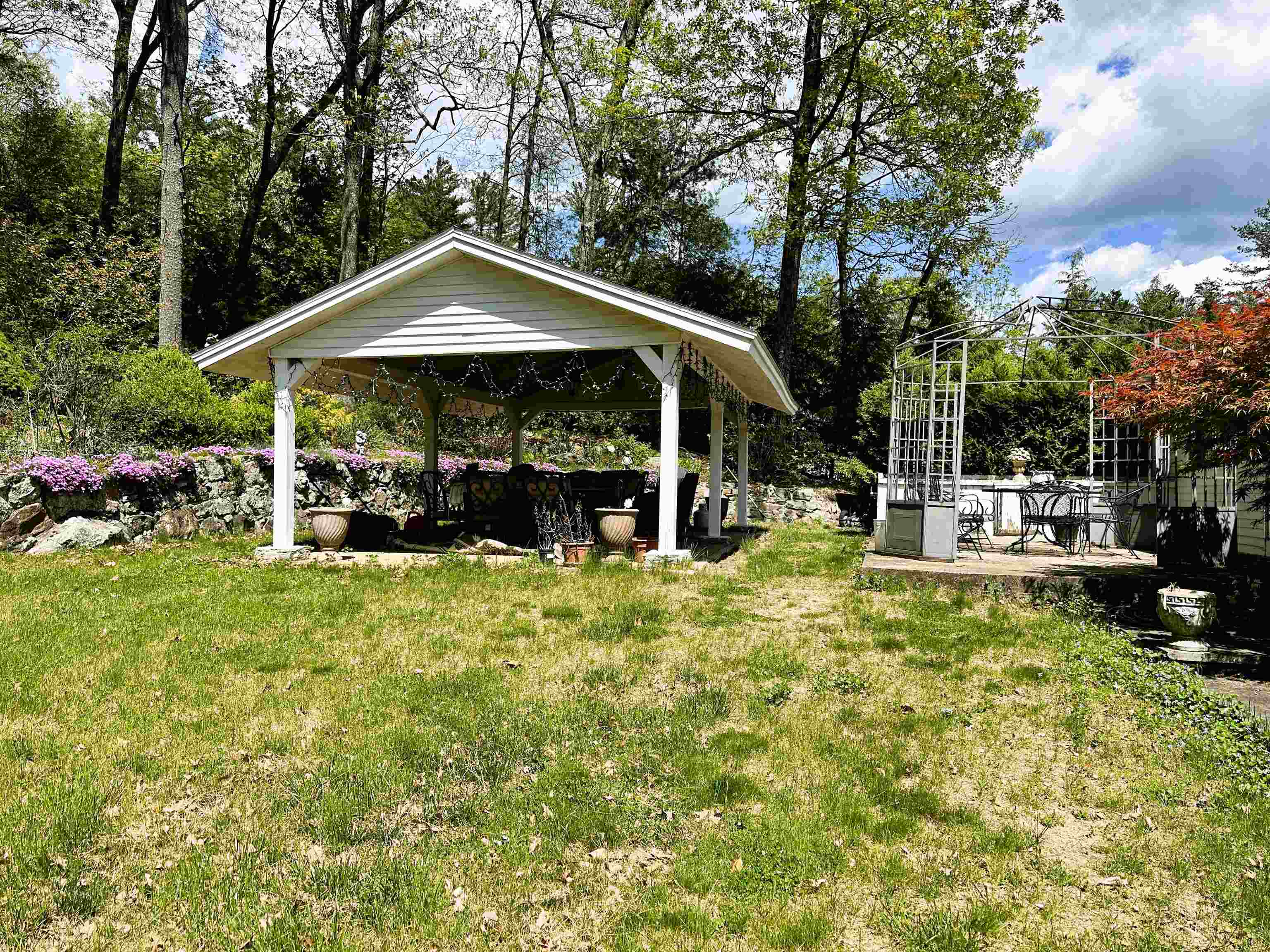 33 Sharon Road Windham, NH 03087 - Photo 27 of 29