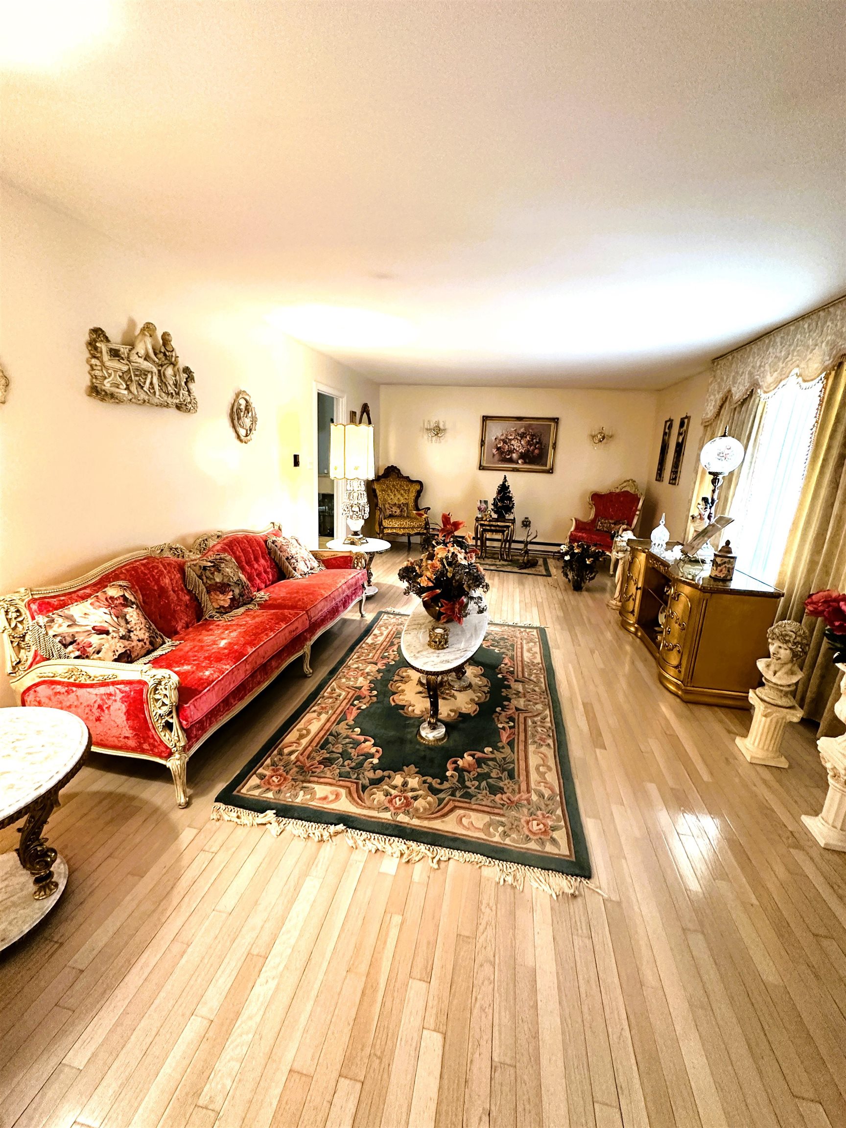 33 Sharon Road Windham, NH 03087 - Photo 4 of 29