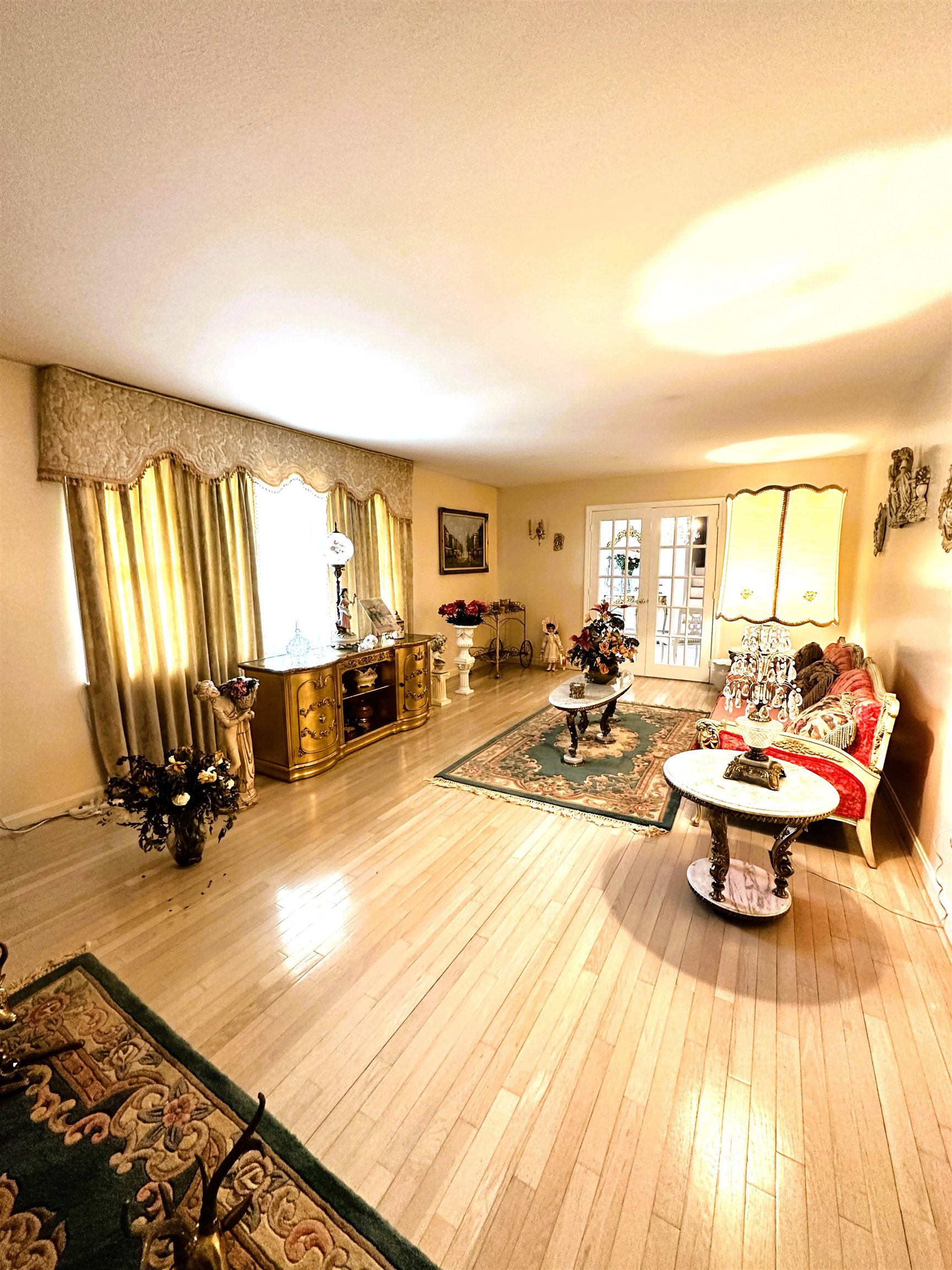 33 Sharon Road Windham, NH 03087 - Photo 5 of 29