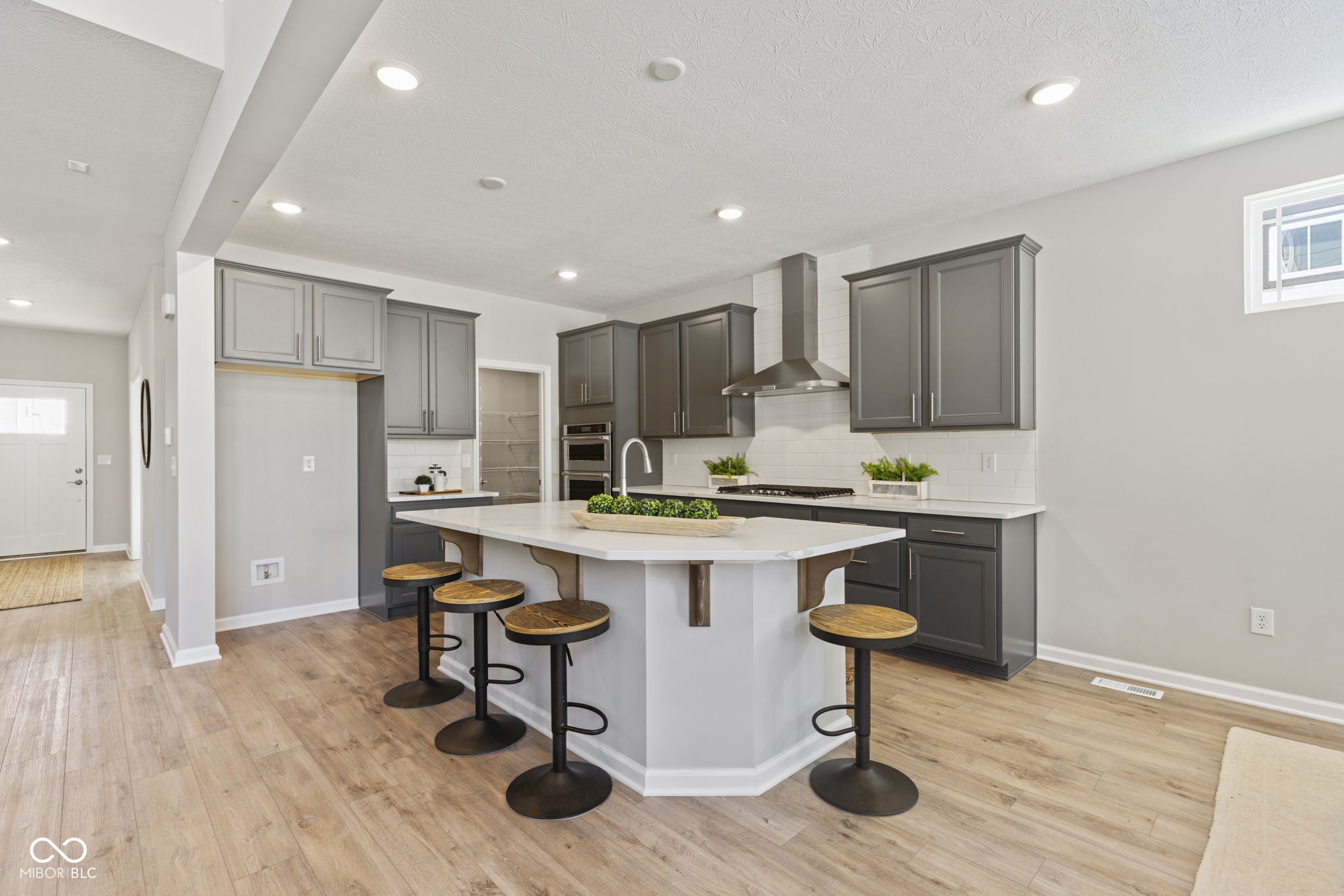 14298 Beaument Boulevard Carmel, IN 46074 - Photo 11 of 46