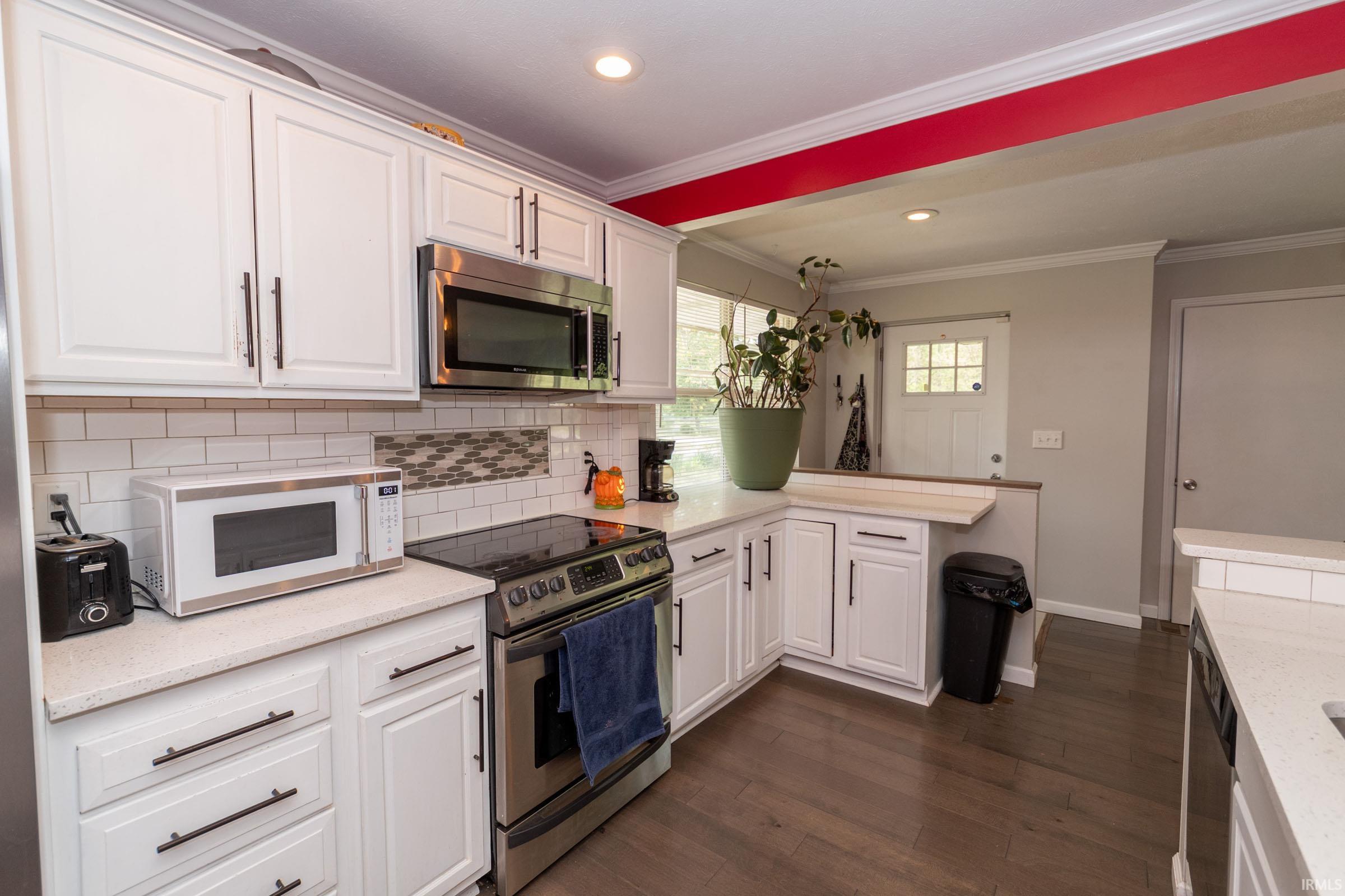 51795 Juniper Road South Bend, IN 46637 - Photo 8 of 35