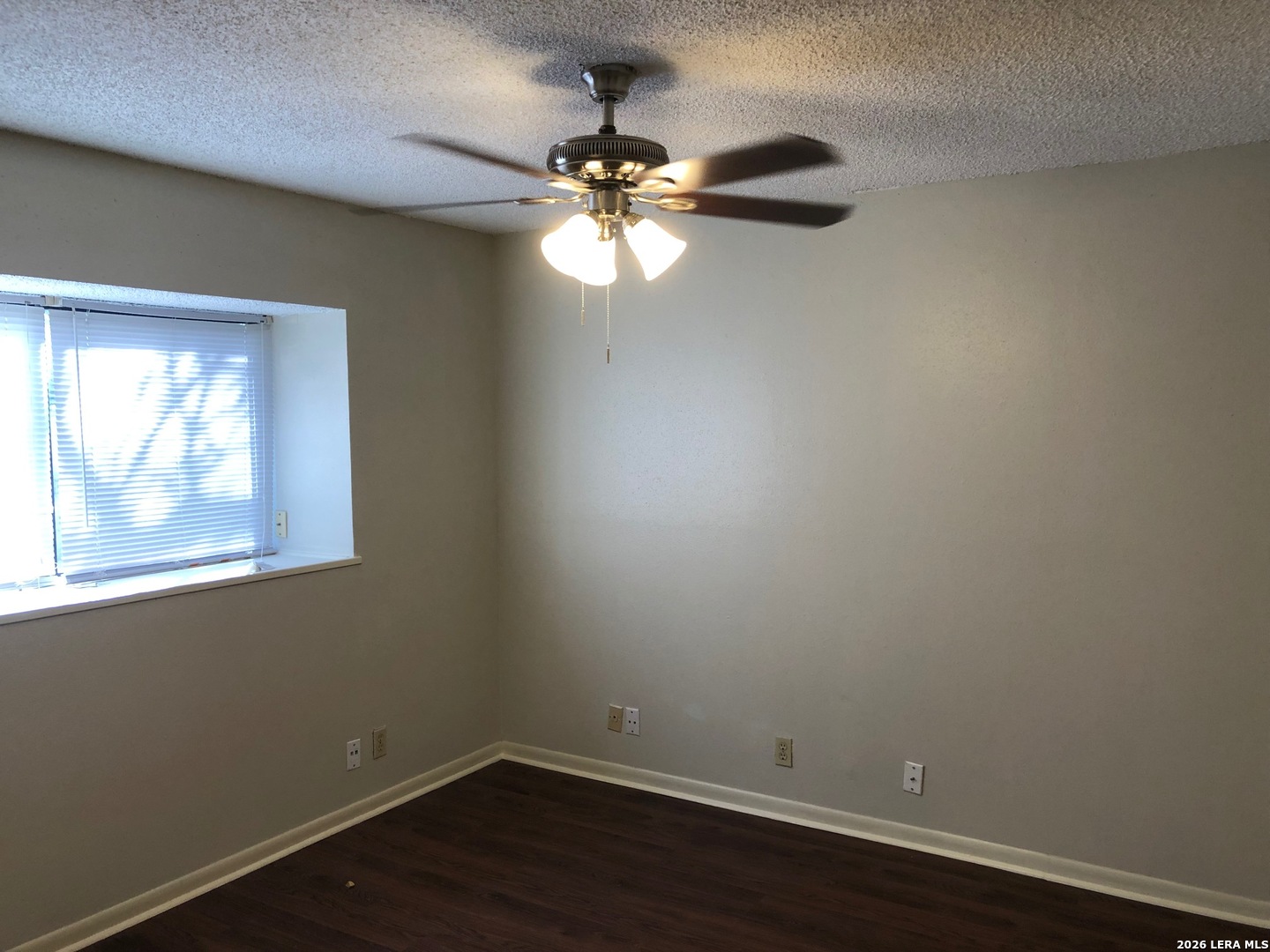 7220 Rimwood Street Live Oak, TX 78233 - Photo 4 of 28