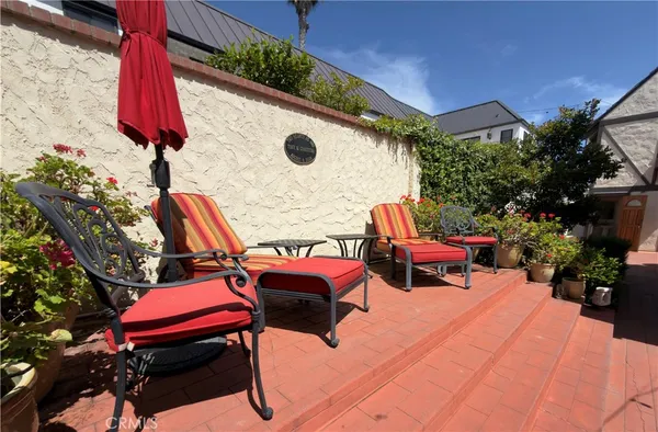 $18,000 | 327 Aster Street, Laguna Beach, CA 92651