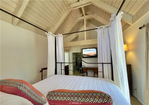 $18,000 | 327 Aster Street, Laguna Beach, CA 92651