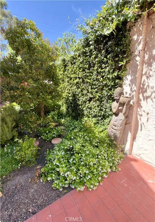 $18,000 | 327 Aster Street, Laguna Beach, CA 92651