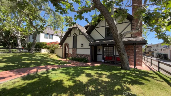 $18,000 | 327 Aster Street, Laguna Beach, CA 92651