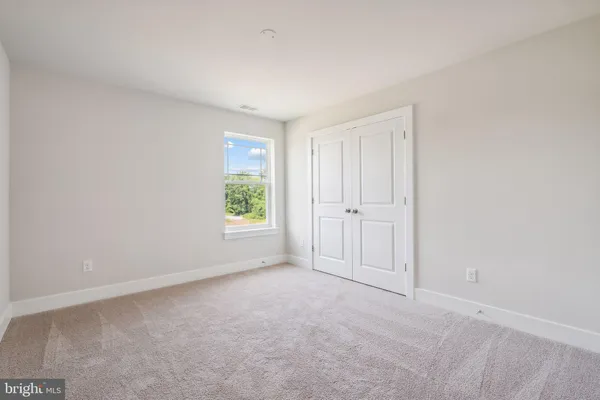 $969,990 | 7838 Holston Lane, Broad Run, VA 20137