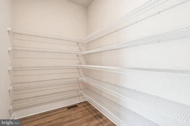 $959,990 | 7838 Holston Lane, Broad Run, VA 20137