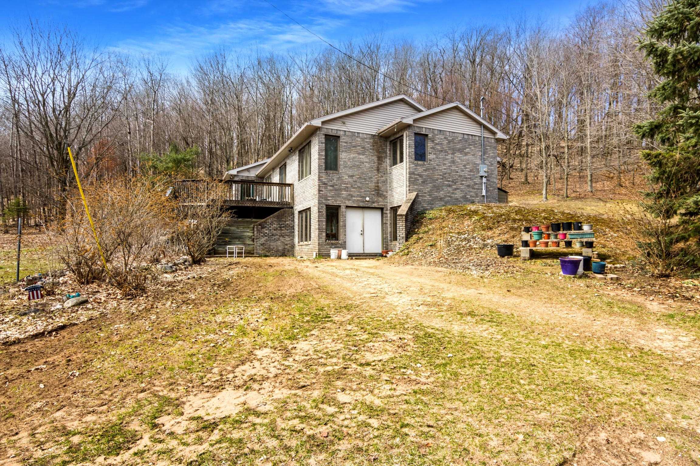 2258 Harris Road Beulah, MI 49617 - Photo 7 of 38