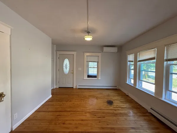 $2,750 | 104 South Main Street, Unit 104, Mansfield, MA 02048