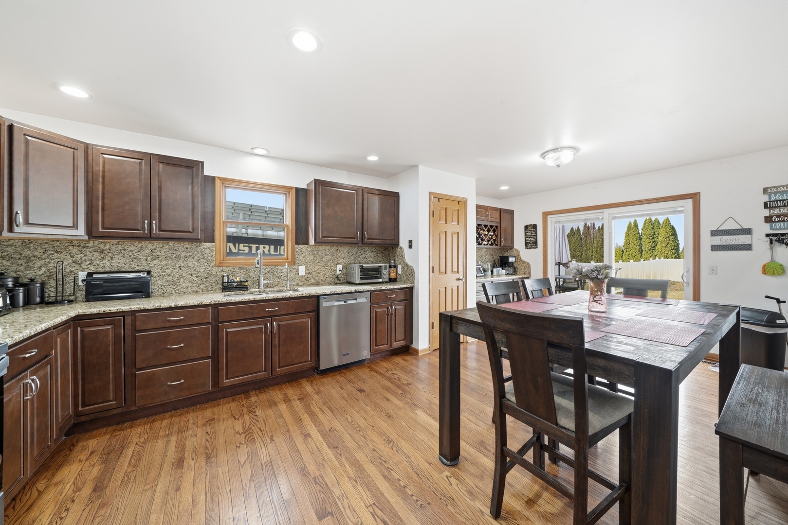 2356 North 4060th Road Sheridan, IL 60551 - Photo 7 of 34
