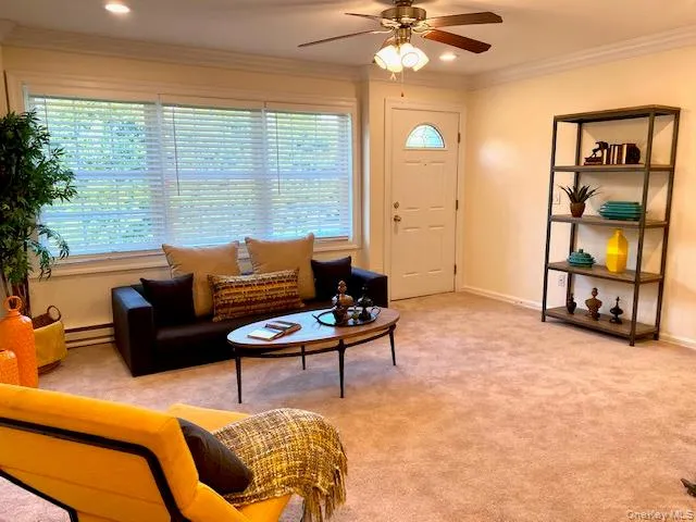 $2,625 | 99 Prospect Street, Unit 5A, Babylon, NY 11702