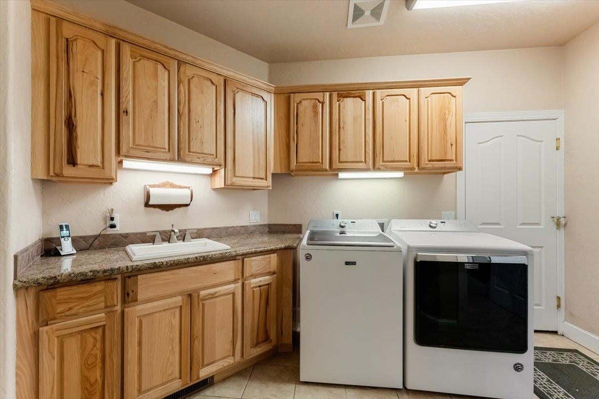 2904 Spring Creek Road McCloud, CA 96057 - Photo 20 of 45 Gallery Image 20
