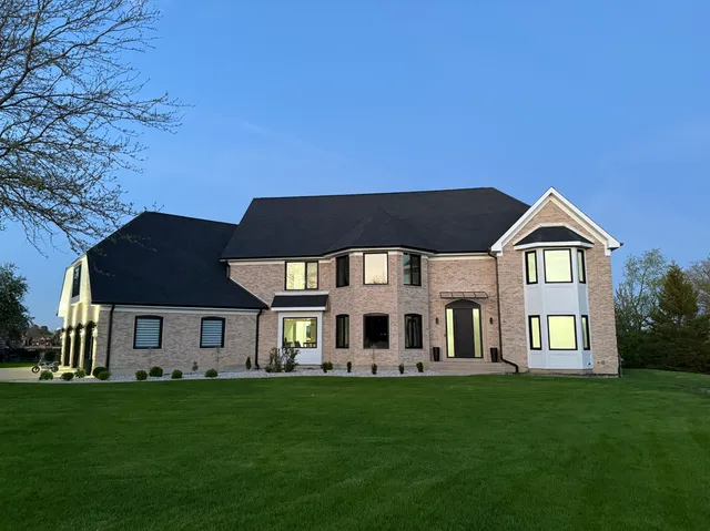 $1,489,000 | 9605 South Muirfield Drive, Lakewood, IL 60014