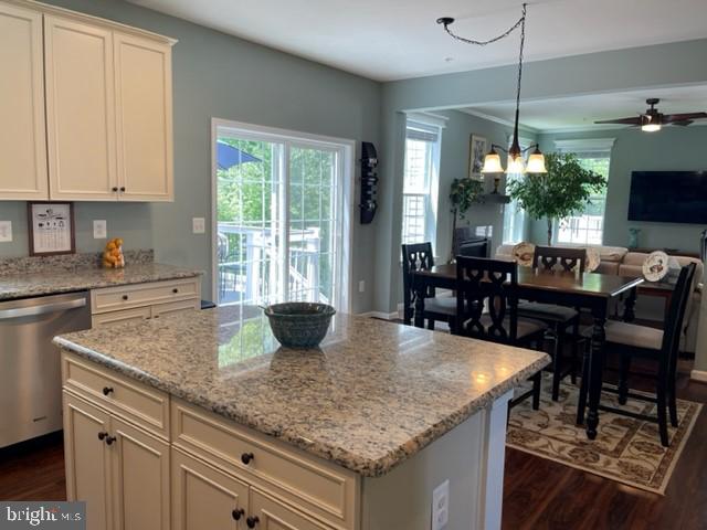 1016 Collier Run Road Middle River, MD 21220 - Photo 7 of 42 Kitchen Island