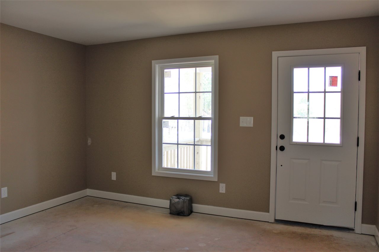 4599 Sawmill Road Gray Court, SC 29645 - Photo 5 of 23 Gallery Image 5