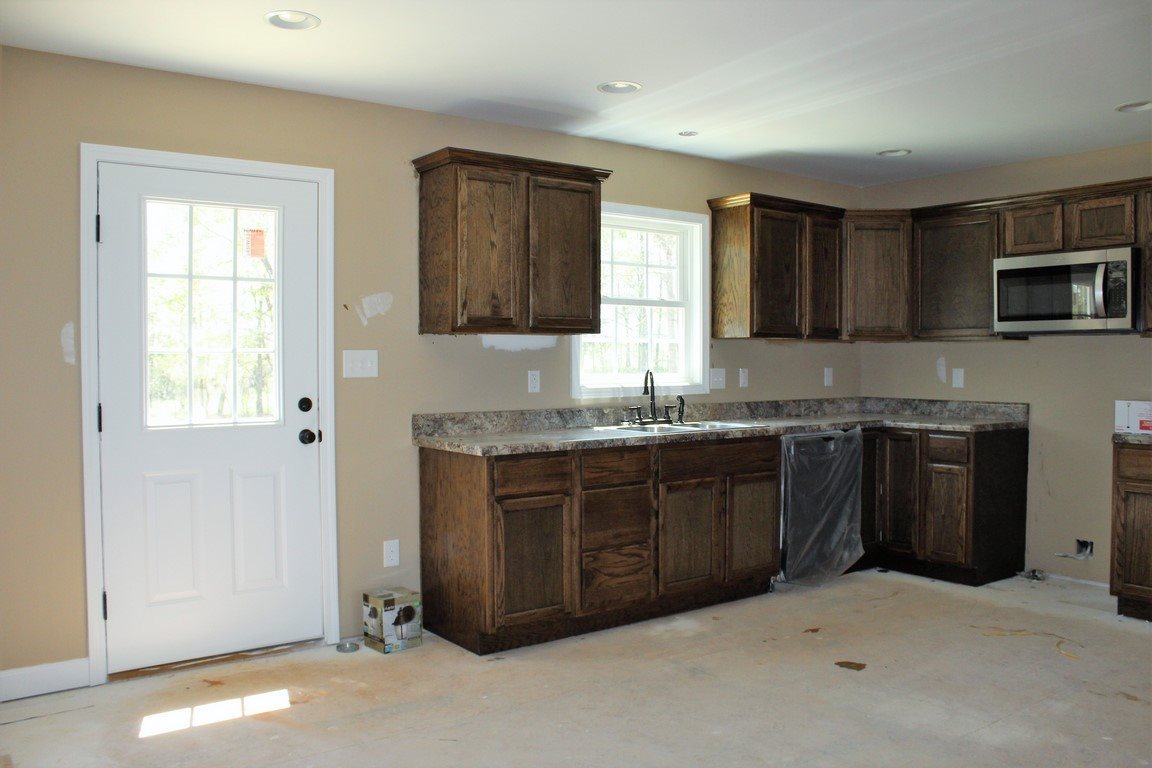 4599 Sawmill Road Gray Court, SC 29645 - Photo 8 of 23 Gallery Image 8