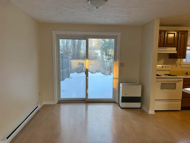 $229,000 | 88 Munroe Lane, Unit 88, Topsham, ME 04086