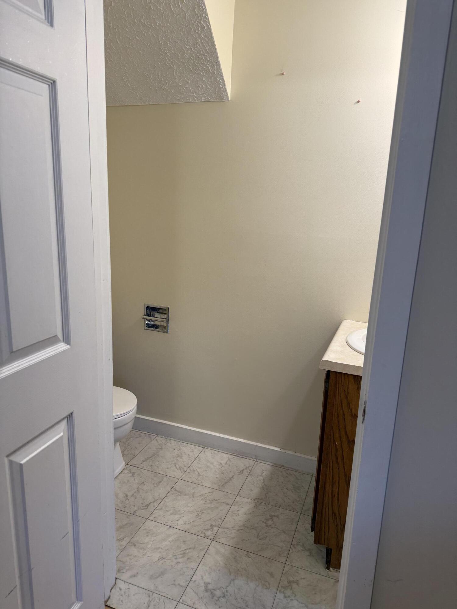 88 Munroe Lane, Unit 88 Topsham, ME 04086 - Photo 6 of 13 IMG_3362