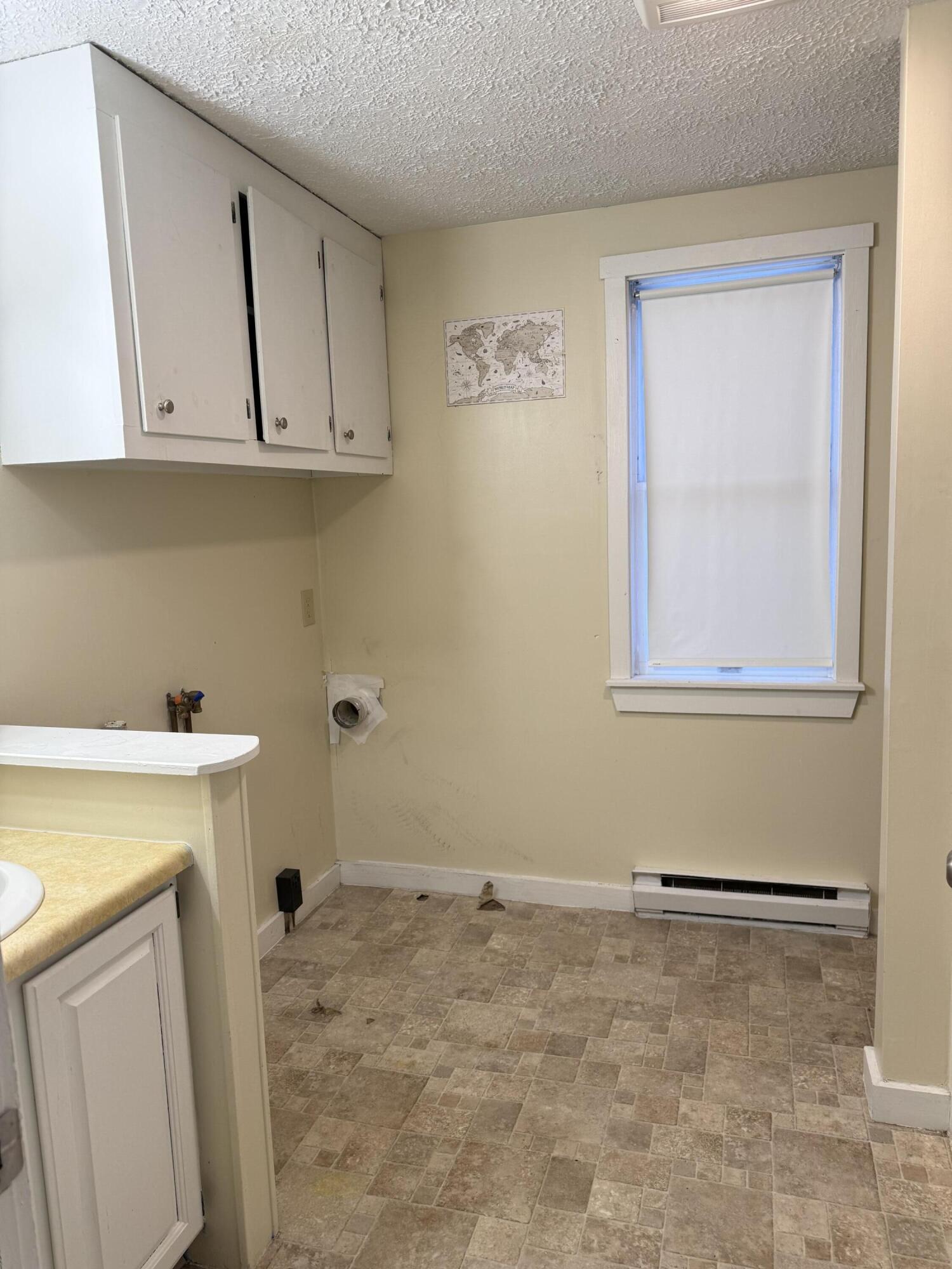 88 Munroe Lane, Unit 88 Topsham, ME 04086 - Photo 9 of 13 IMG_3365