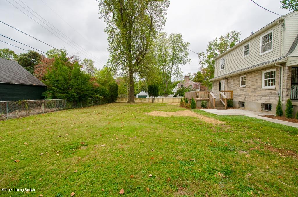 201 Gibson Road Louisville, KY 40207 - Photo 23 of 26 yard