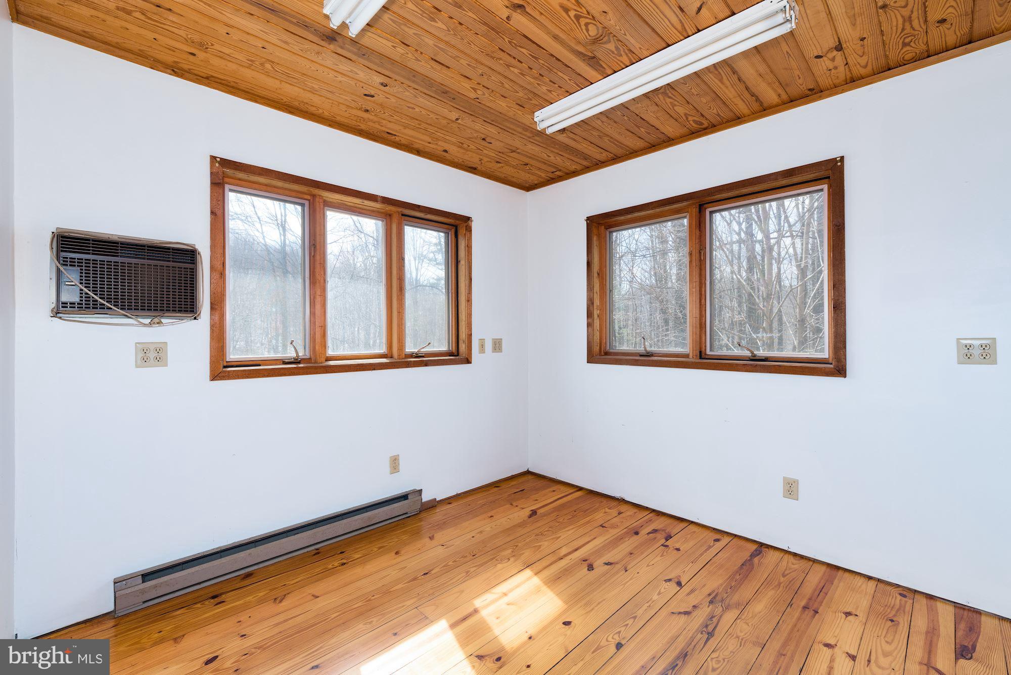 902 Harris Hollow Road Washington, VA 22747 - Photo 14 of 29 Bedroom Two