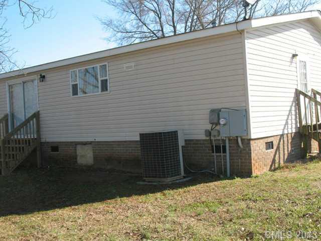123 Robs Court Grover, NC 28073 - Photo 2 of 16 Gallery Image 2