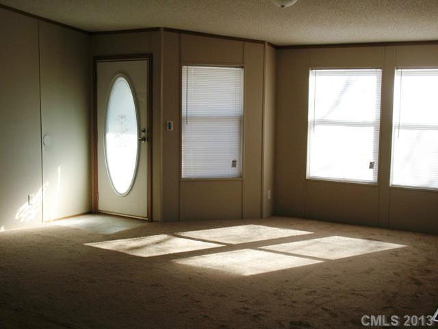 123 Robs Court Grover, NC 28073 - Photo 4 of 16 Gallery Image 4