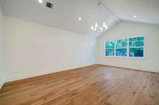 $1,700,000 | 955 West 42nd Street, Houston, TX 77018