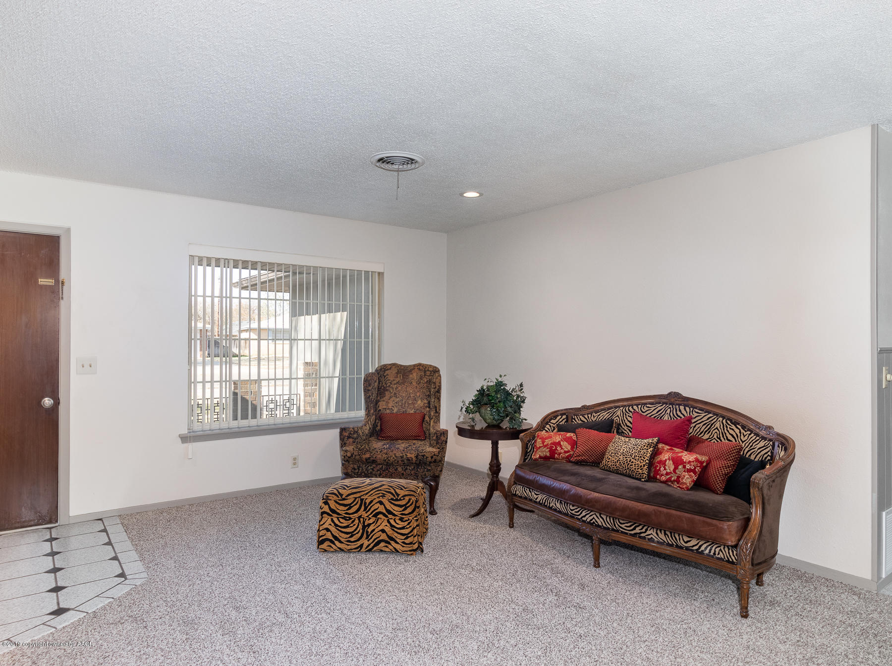 4207 Kingston Road Amarillo, TX 79109 - Photo 6 of 22 Living Area View 2