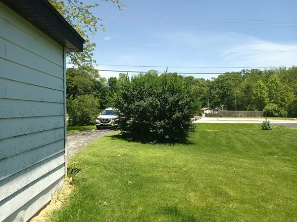 $279,000 | 9867 17th Street, Zion, IL 60099