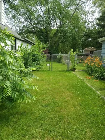 $279,000 | 9867 17th Street, Zion, IL 60099