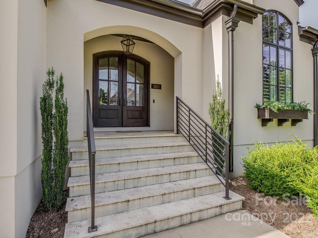 3013 Manor Road Charlotte, NC 28209 - Photo 2 of 41 a view of entryway with a front door