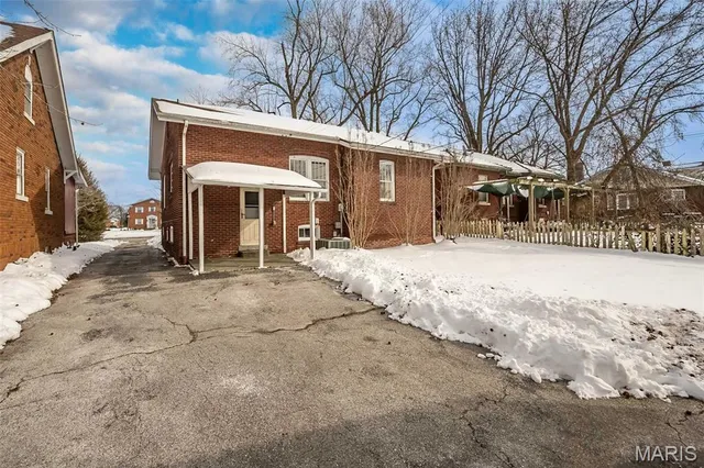 $125,000 | 8706 West Main Street, Belleville, IL 62223