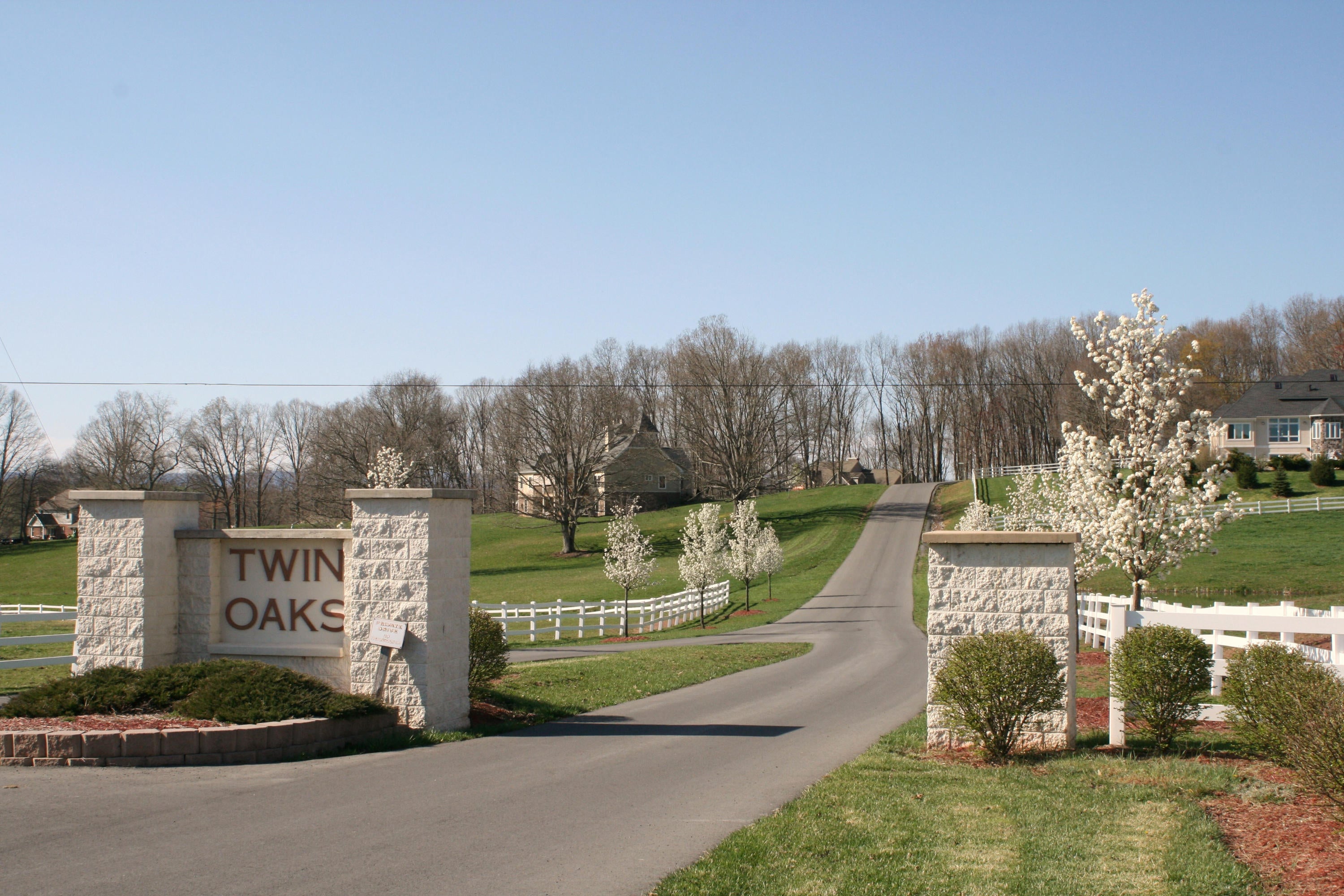 Hickory Ridge Road Lewisburg, WV 24901 - Photo 8 of 9 Gallery Image 8