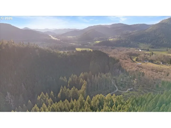 $145,000 | 1860 Eakin Road, Azalea, OR 97410