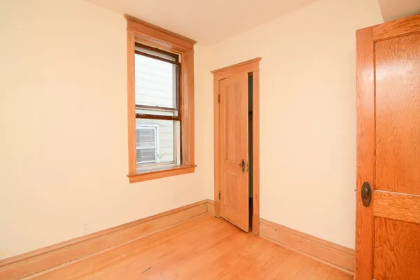 $2,890 | 2225 West Walton Street, Unit 2, Chicago, IL 60622
