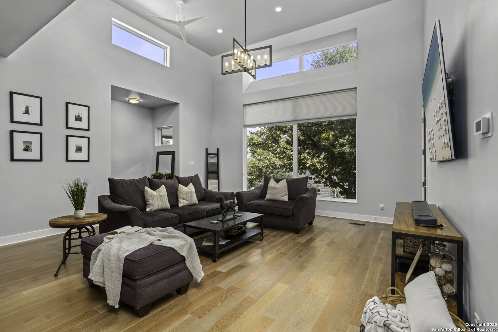 326 Clay, Unit 102 San Antonio, TX 78204 - Photo 3 of 31