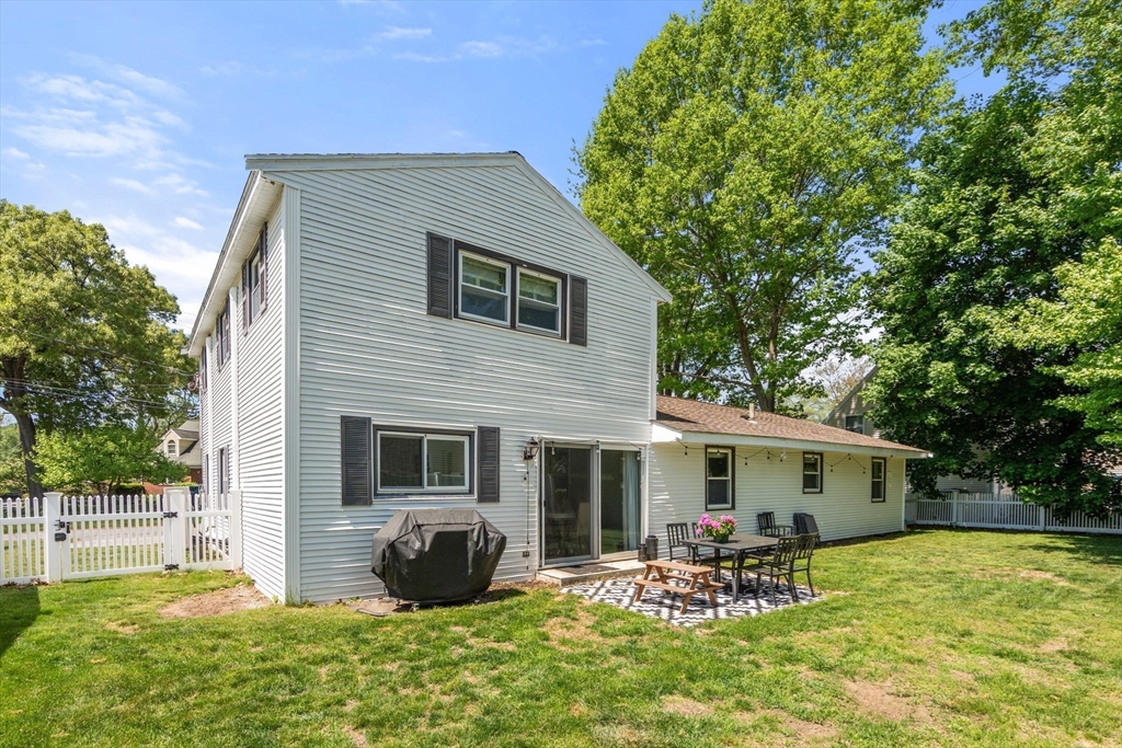 21 Randall Road Maynard, MA 01754 - Photo 2 of 25