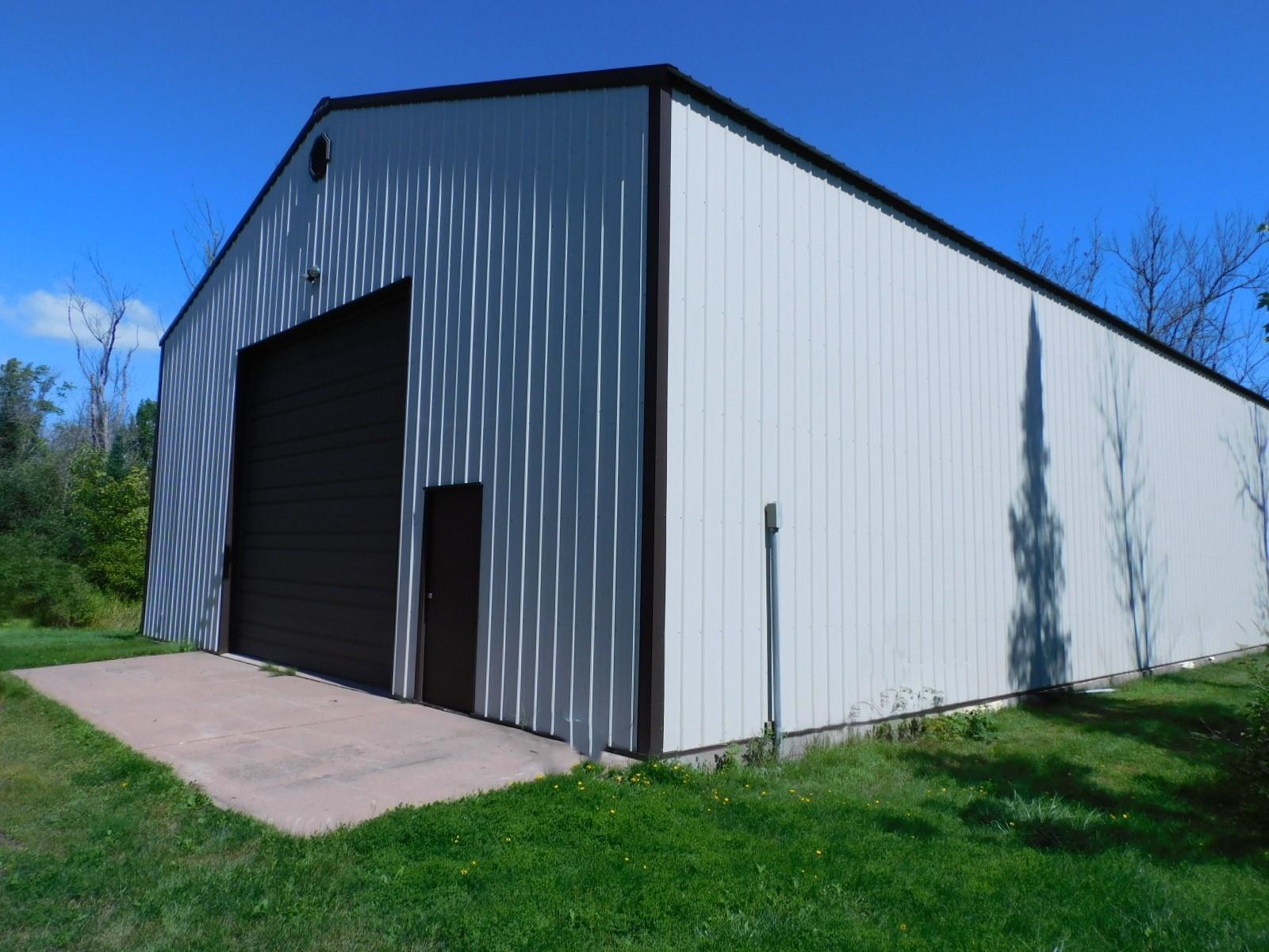 9480 State Highway 13 South Range, WI 54874 - Photo 38 of 51 Power, Garage door opener, work bennch