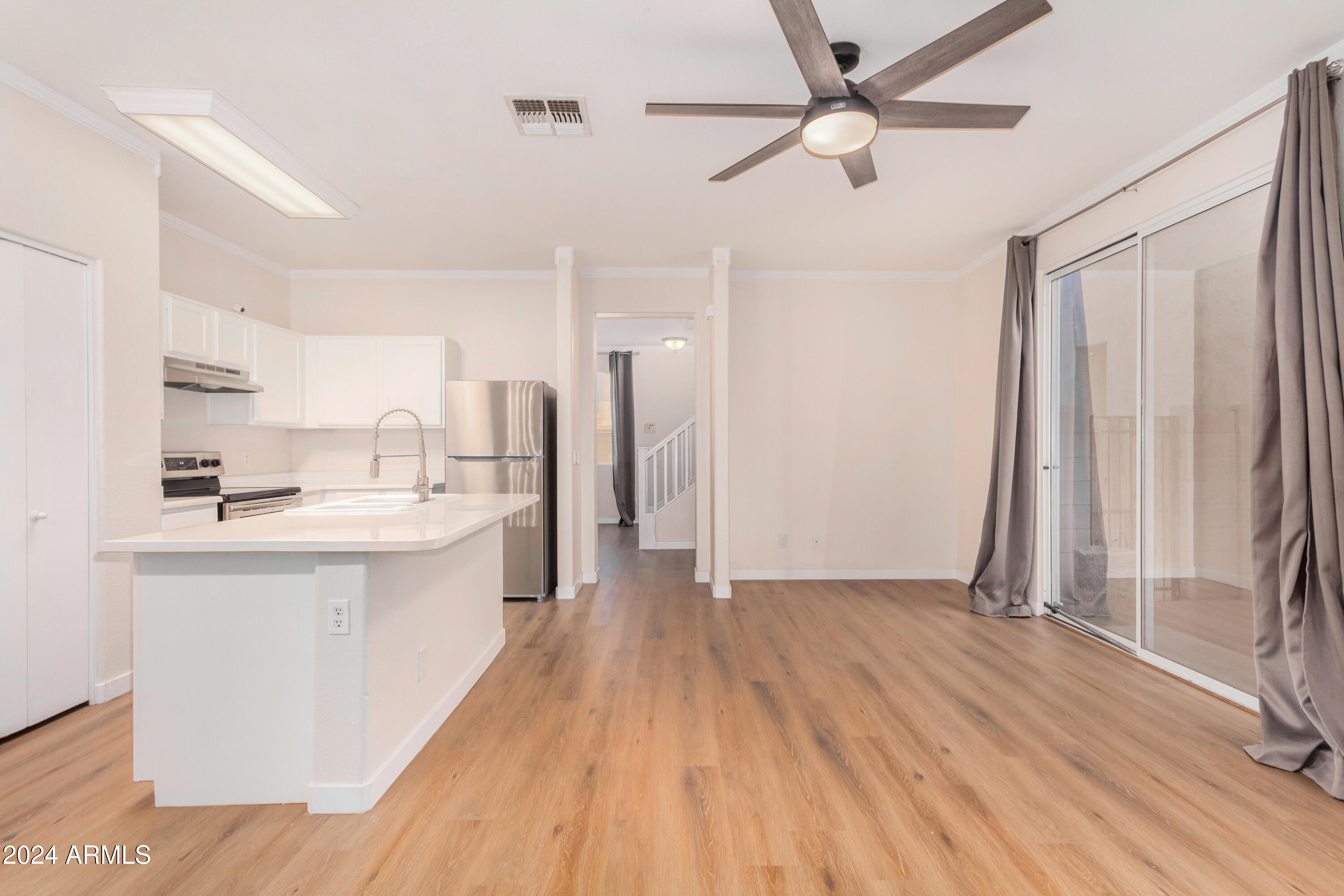 1423 East Romley Road Phoenix, AZ 85040 - Photo 13 of 38 0014-14 - Romley