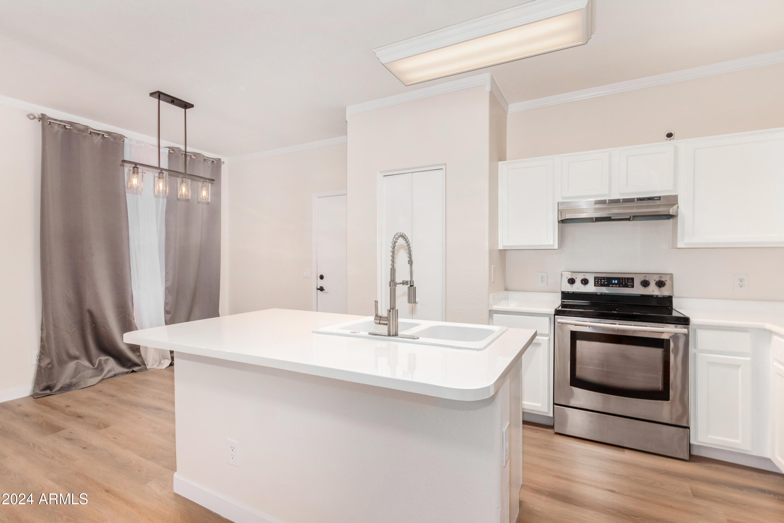 1423 East Romley Road Phoenix, AZ 85040 - Photo 16 of 38 0017-17 - Romley