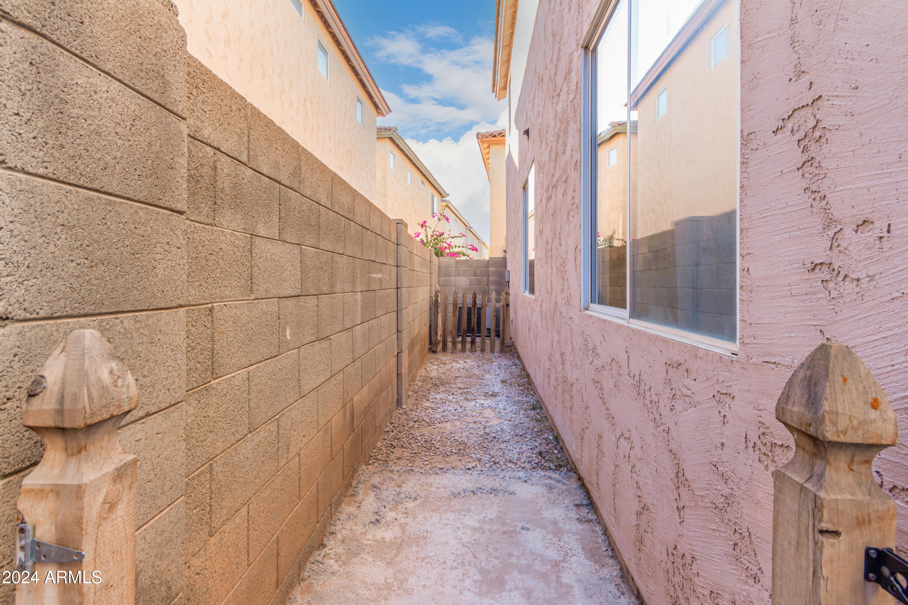 1423 East Romley Road Phoenix, AZ 85040 - Photo 38 of 38 0039-39 - Romley