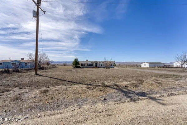 $399,000 | 22225 Topaz Lake Lane, Lovelock, NV 89419